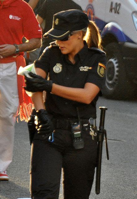 Agente Cuerpo Nacional De Policía Spanish Policewoman Police Women Women In Uniform Female