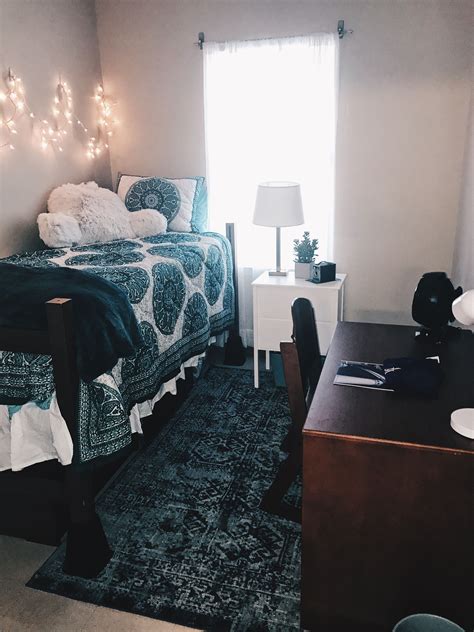 Marvelous Picture Of College Apartment Hacks Single Dorm Room Dorm