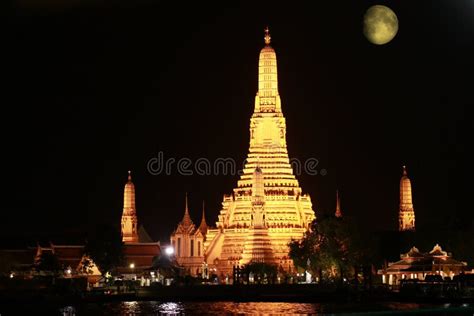 Wat Arun Pagoda In A Night Stock Image Image Of River 171775331