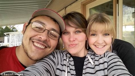 Polyamorous Mother Plans A Three Way Wedding After Inviting Her Female