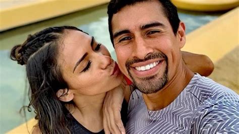 El enlace se compartió con sus seguidores. ¿Quiénes son Pato Araujo y Zudikey Rodríguez, la pareja ...