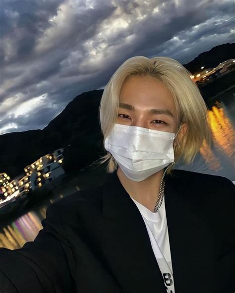 Hwang Hyunjin 🍓 On Instagram “his Beautiful Long Blond Hair 🖤🧚‍♂️ He S So Handsome Our Fairy