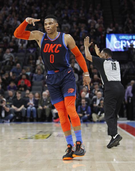 George Scores 43 Westbrook Has Triple Double In Thunder Win