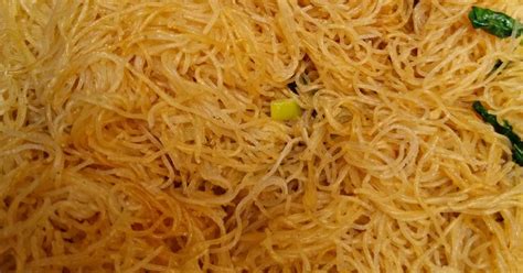 Tak lupa kami ucapkan terima kasih, karena kesediaannya membaca artikel ini. Resep Bihun goreng kampung oleh Rury Agustine - Cookpad
