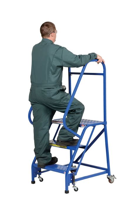 The livebest ladder is one of our favorites for a reason. 6 Step Portable Warehouse Ladders with 18" Wide Perforated ...