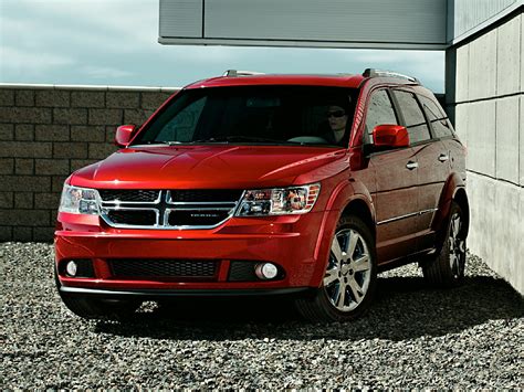 Parking lights will illuminate during remote start mode. New 2017 Dodge Journey - Price, Photos, Reviews, Safety Ratings & Features