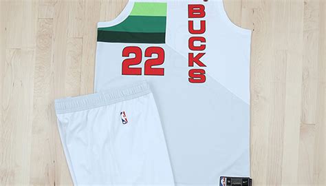 Shoppe die aktuelle nike milwaukee bucks kollektion der neuen nba saison! Bucks unveil Earned Edition jersey that will debut on ...