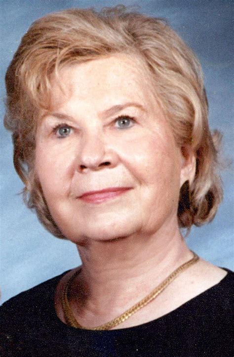 Lucille Polly Clark | Nalley-Pickle & Welch Funeral Home & Crematory