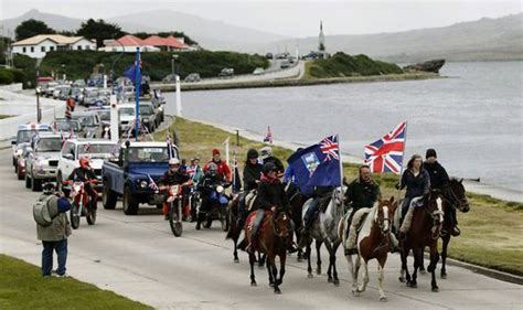 david cameron argentina must respect falkland islanders vote to remain british uk news