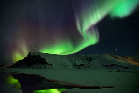 Northern Lights in Iceland | Northern lights iceland, Northern lights holidays, Northern lights