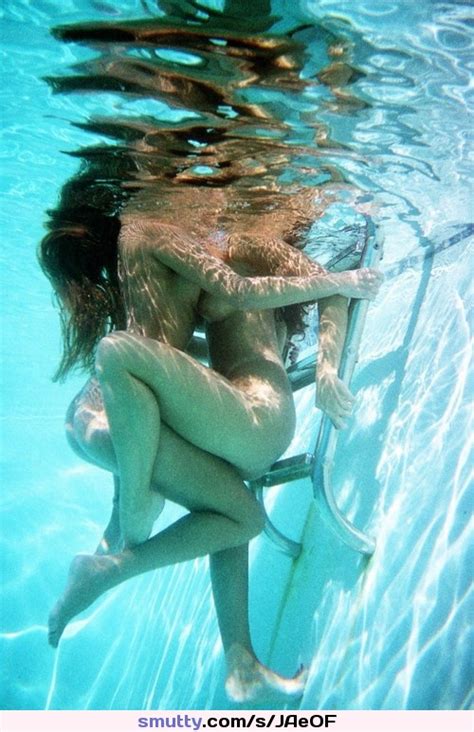 Underwater Lesbians Kissing