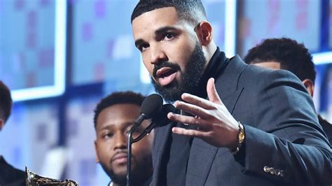 Drakes Speech Was Finished Before Mic Cut Off Grammys Say Pitchfork