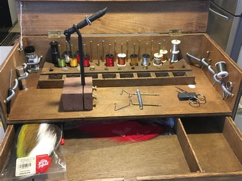 Step 0 fly tying station. Portable tying station I built. (design is not mine, just saving a buck with some DIY). : flyfishing
