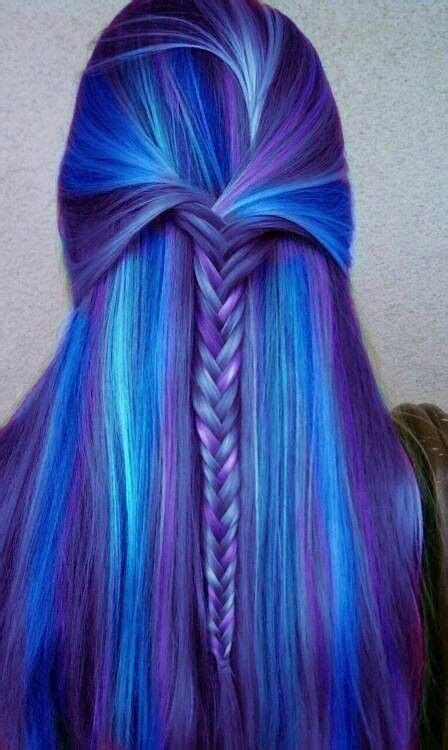 Lila Blaue Haare Flechtfrisur Blue And Purple Hair Frisuren Und