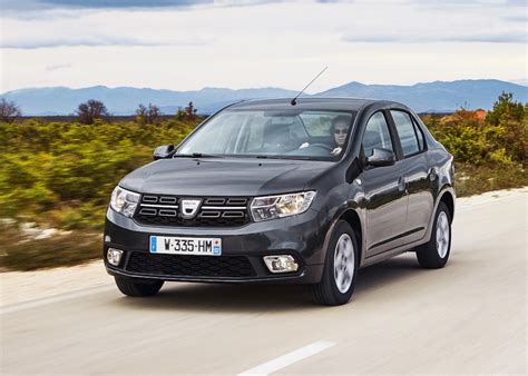 Dacia presents the new logan at the paris motor show 2016 dacia proposes a new design for one of the brand's iconic models, logan, with a more modern and attractive look. La nouvelle Dacia Logan en phase de test