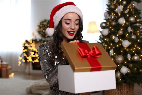 The Top Best Christmas Gifts For Women Cnbc Posts