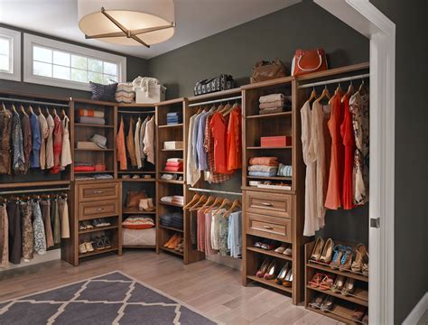 Do You Dream Of A Beautiful And Organized Closet System Add Walnut