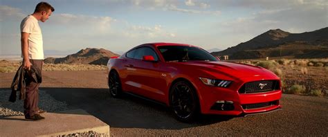 Аарон пол, доминик купер, имоджен путс и др. 2014 "Need for Speed"/ 2015 Ford Mustang GT Pre-production ...