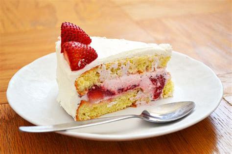 Maybe you would like to learn more about one of these? Chinese Bakery-Style Birthday Cake with Strawberry Mousse ...