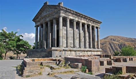 Armenias Only Remaining Greco Roman Building The Temple At Garni