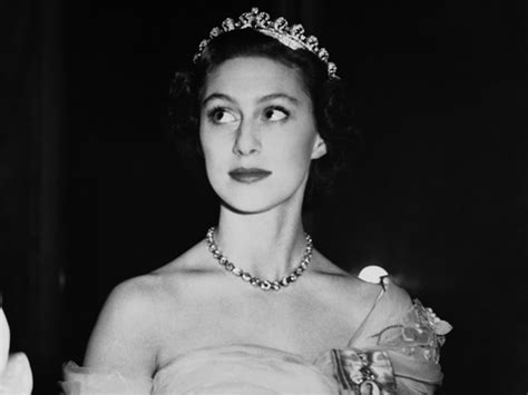 Princess margaret, also known as the countess of snowdon, was queen elizabeth ii's younger and only sibling. Princess Margaret's luxurious morning routine - Business ...