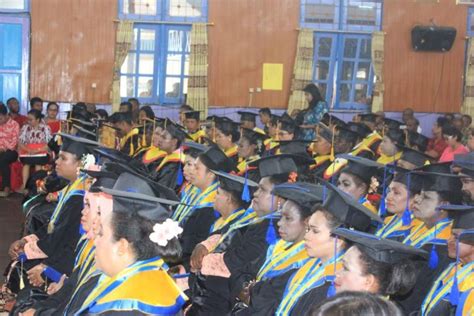 Poltekes Jayapura Mewisuda 81 Tenaga Kesehatan Asmat Antara News Papua