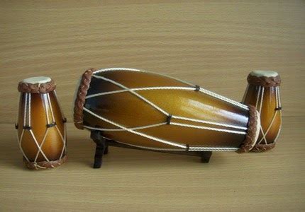 20 alat musik tradisional indonesia yang mendunia. Alat Musik Tradisional Gendang ( Kendang ) ~ Sniperoze