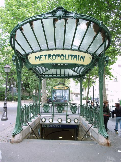 Entrada A La Estación De Metro Abbesses En París Obra De Hector Guimard Art Nouveau