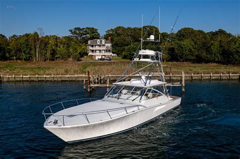 52 Viking 52 Express 2007 In The Game Hmy Yachts