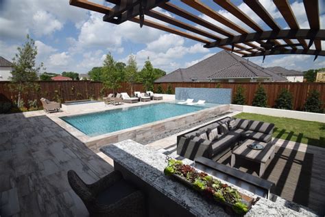 Modern Luxury Contemporary Swimming Pool And Hot Tub Dallas By Claffey Pools Houzz Uk