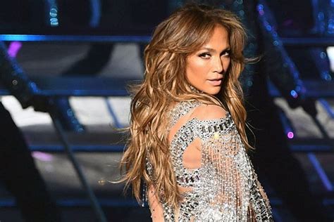 Imagem Jennifer Lopez Faz Batalha De Dança Com Apresentador Jennifer