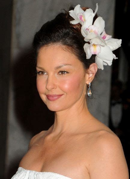 Image Detail For Ashley Judd Wore This Sexy Sweet Hairstyle With