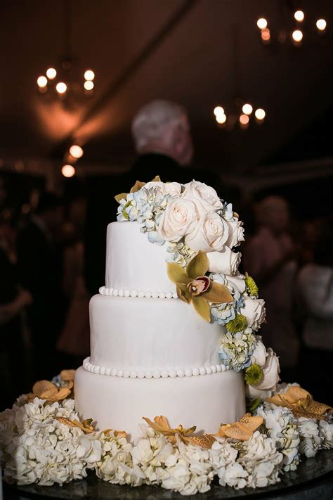 Pure White Wedding Cake