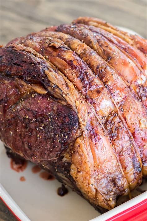 There is no set naming convention for prime rib so when you go to buy one we'd suggest complementing the hearty, beefy flavor of prime rib with a creamy vegetable dish. Bone In Prime Rib Roast | Recipe in 2020 | Cooking prime ...