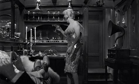 Marilyn Monroe As Sugar Kane In Some Like It Hot 1959