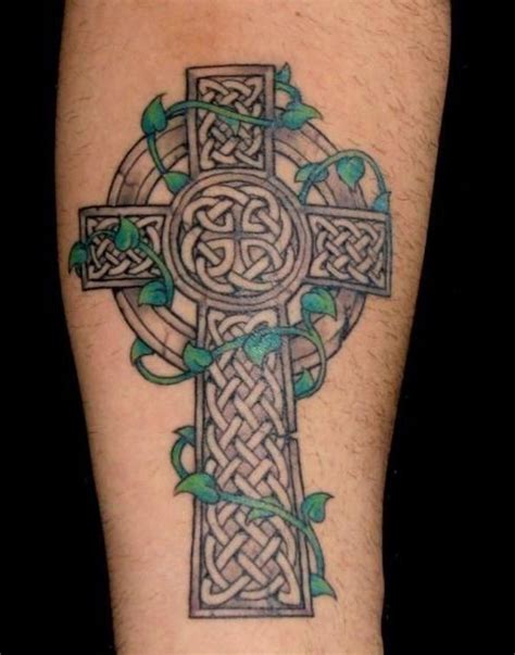 It is believed to date as far back as the 5th century, it symbolizes the celtic faith. 85+ Celtic Cross Tattoo Designs&Meanings - Characteristic ...