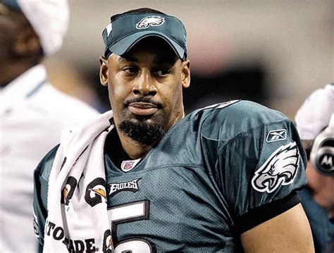 Eagles Coach Andy Reid Says Qb Donovan Mcnabb Will Be Back Next Year