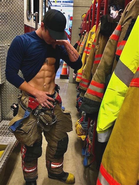Tumblr For Men In UniforⓂ️ 108 8k👮🏻‍♂️ Men In Uniform Hot Firemen Hot Firefighters