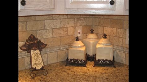 Tumbled Travertine Tile Backsplash