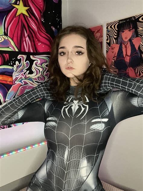 Black Spider Man Gwen Cosplay By Dora Rcosplaygirls