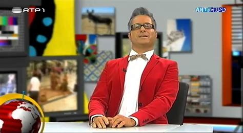 Quando comecei, na rtp, dava por mim a 'pairar' de felicidade», revela. "Manuel Luís GOUCHA" - AntiCrise - YouTube
