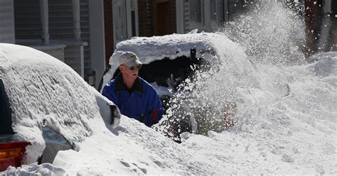 US Northeast Digs Out of Blizzard