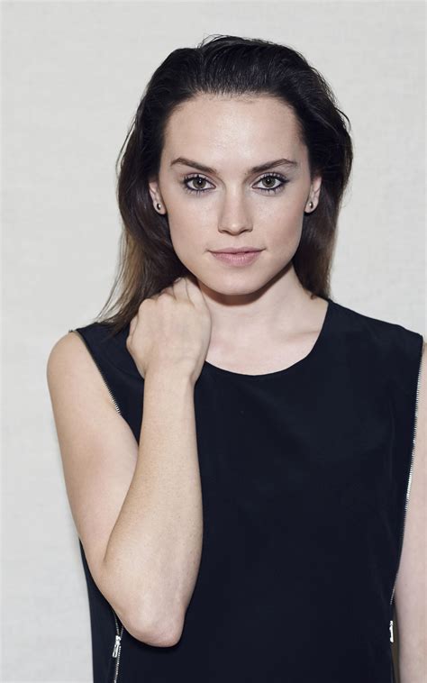 We have a massive amount of desktop and mobile backgrounds. Daisy Ridley Wallpapers (73+ images)