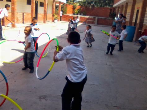 Ejercicios Y Juegos Recreativos Con Hula Hula Y Cuerdas