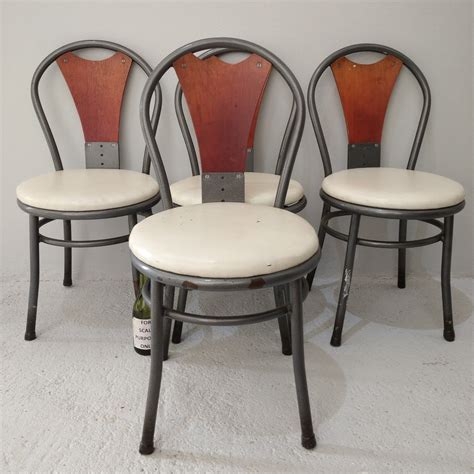 The seats of these comfortable dining chairs are pros: Lot 3152 - Sturdy Dining Chairs x 4 | TouchBID