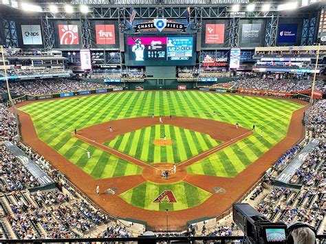 D Backs Face Chase Field Decision Love It Or List It Ballpark Digest