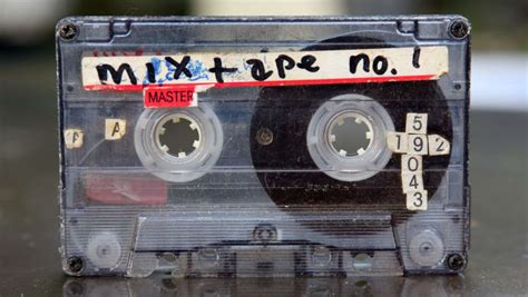 Cassette Tapes Are Cool Again Heres How To Make A Killer Mixtape