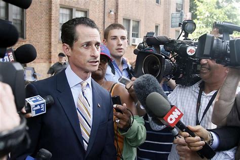 Rep Anthony Weiner Resigns Amid Furor Over Photos