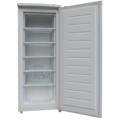 Frigidaire Rfrf690 6 5 Cu Ft Upright Compact Food Storage Home Freezer White 1 Piece Ralphs