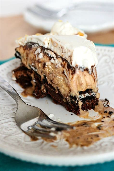 The Ultimate Brownie Sundae Pie Recipe Brownie Sundae Desserts